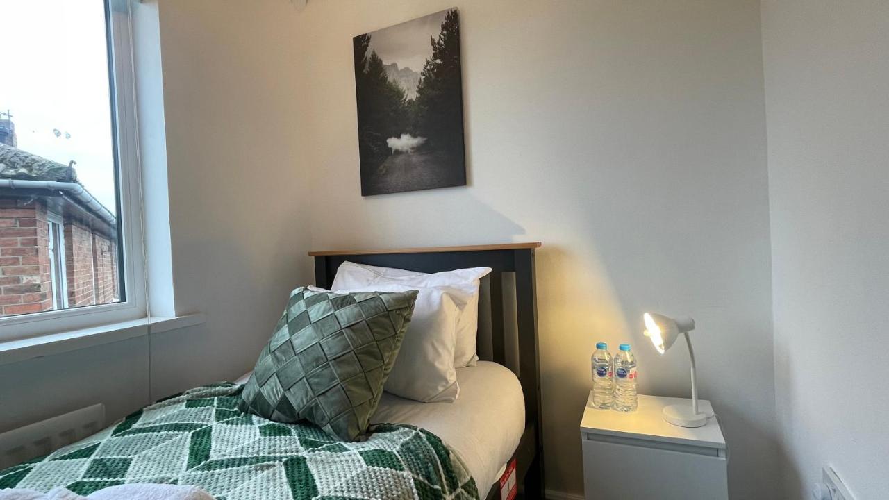 Fully Serviced Three Bed House In Durham Dış mekan fotoğraf