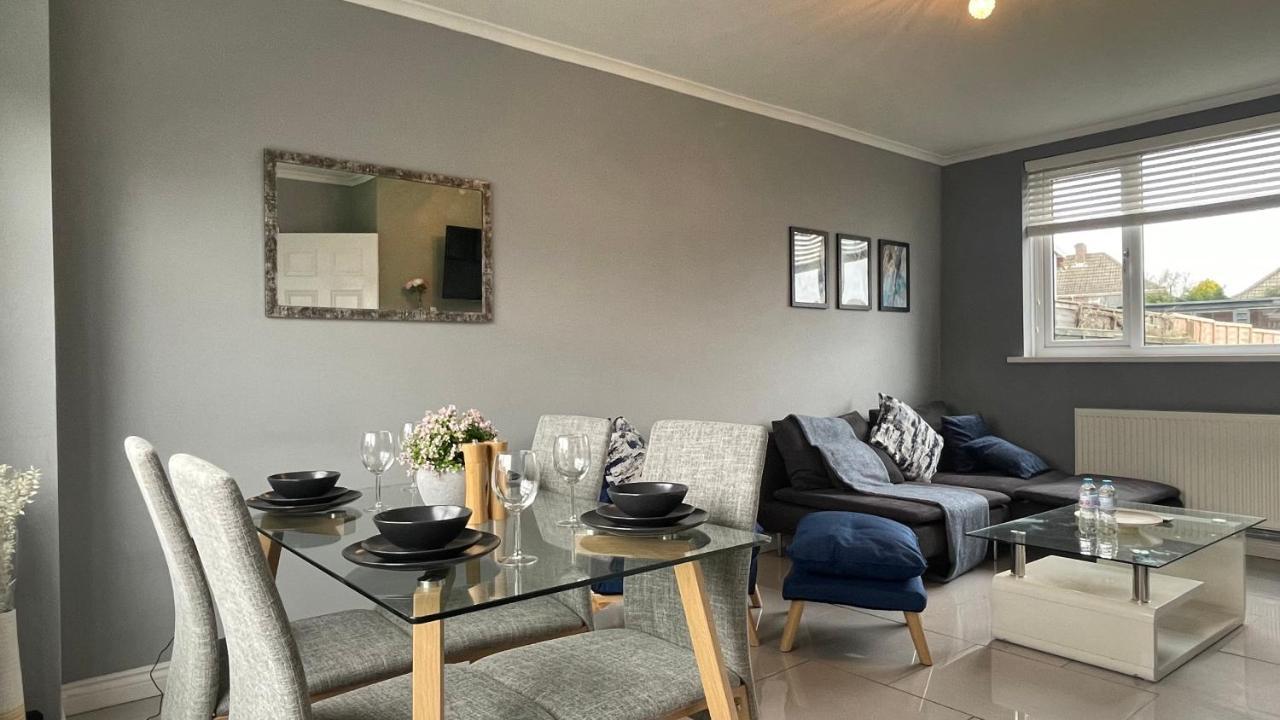 Fully Serviced Three Bed House In Durham Dış mekan fotoğraf