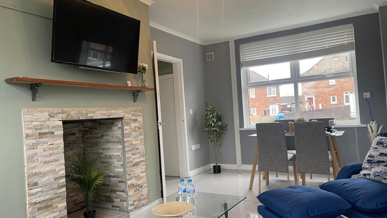 Fully Serviced Three Bed House In Durham Dış mekan fotoğraf